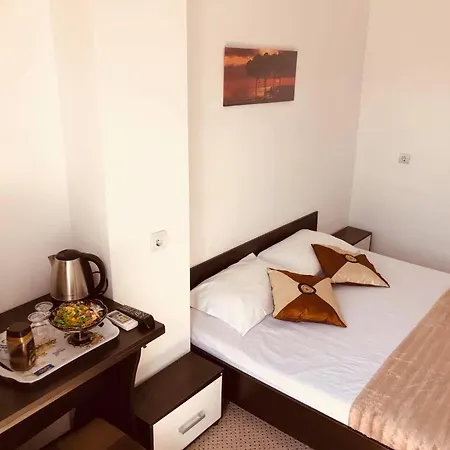 Casa Lorenzo * إيفوري نورد